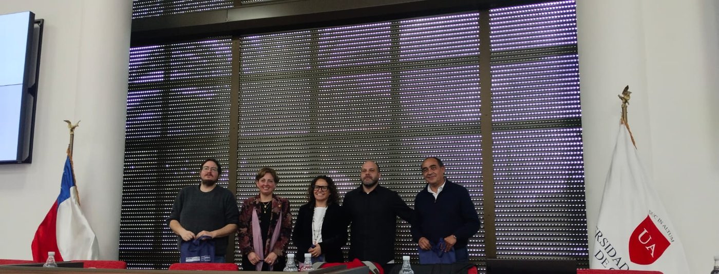 Participantes del seminario sobre patrimonio cultural realizado en la Universidad Autónoma de Chile, sede Talca